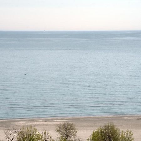 Cityapart 7 - Cazare In Mamaia Nord, Langa Plaja, Cu Vedere La Mare Năvodari Екстериор снимка